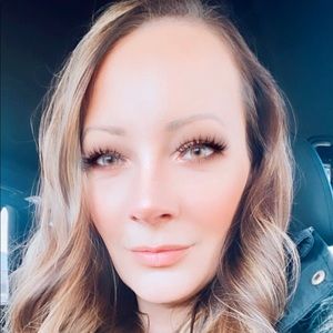 Meet your Posher, Jade